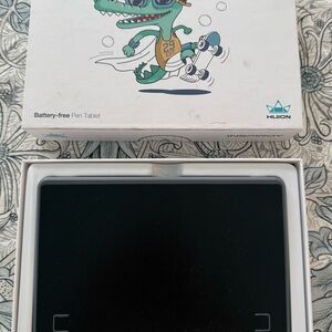 Inspiroy H430P Battery-Free Tablet with pen. Never Used Open Box